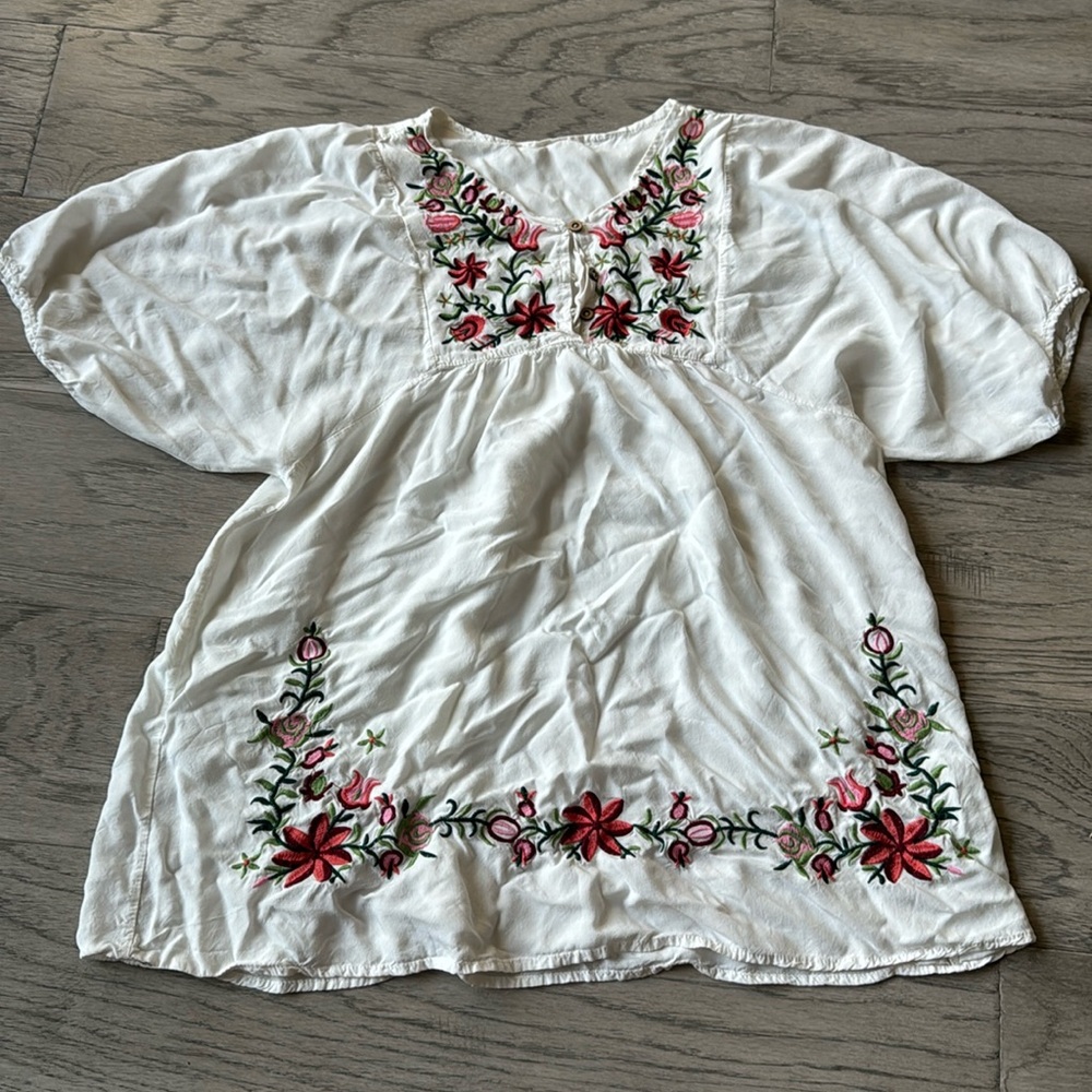 White top with red & pink flowers / cover up